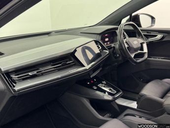 AUDI Q4 E-TRON 40 S line SUV 5dr Electric Auto 82kWh (204 ps)