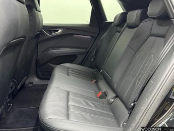 AUDI Q4 E-TRON 40 S line SUV 5dr Electric Auto 82kWh (204 ps)
