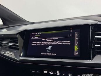 AUDI Q4 E-TRON 40 S line SUV 5dr Electric Auto 82kWh (204 ps)