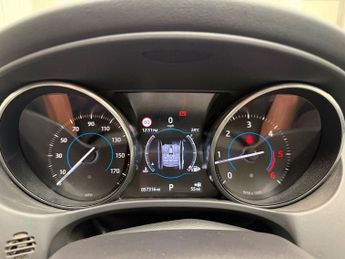 JAGUAR XE 2.0d R-Sport Saloon 4dr Diesel Auto Euro 6 (s/s) (180 ps)