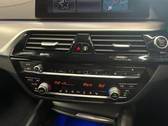 BMW 5 SERIES 2.0 520d M Sport Saloon 4dr Diesel Auto Euro 6 (s/s) (190 ps)