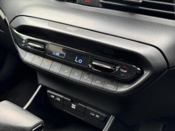HYUNDAI I20 1.0 T-GDi MHEV Premium Hatchback 5dr Petrol Hybrid DCT Euro 6 (s