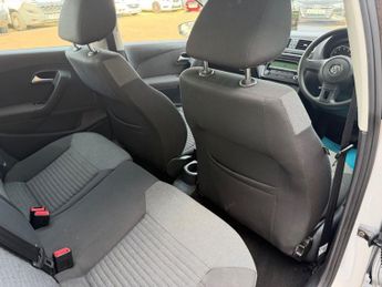 VOLKSWAGEN POLO 1.4 SE Hatchback 5 Door Petrol DSG Reflex Silver Euro 5 (85 ps)