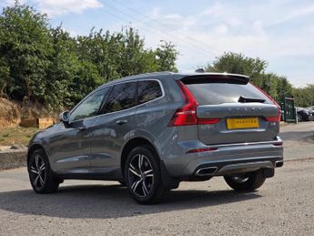 VOLVO XC60 2.0 D4 R-Design SUV 5dr Diesel Auto AWD Euro 6 (s/s) (190 ps)