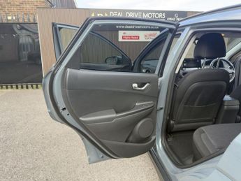 HYUNDAI KONA 64kWh Premium SUV 5dr Electric Auto (10.5kW Charger) (204 ps)