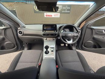 HYUNDAI KONA 64kWh Premium SUV 5dr Electric Auto (10.5kW Charger) (204 ps)