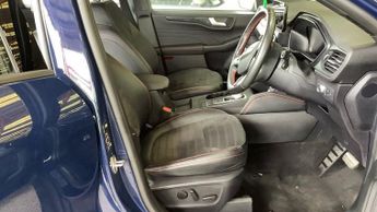 FORD KUGA 2.5 EcoBoost Duratec 14.4kWh ST-Line X SUV 5dr Petrol Plug-in Hy