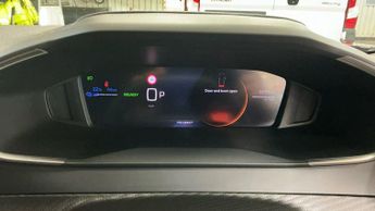 PEUGEOT E-2008 50kWh Allure SUV 5dr Electric Auto (11kW Charger) (136 ps)