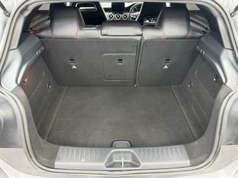 MERCEDES-BENZ A CLASS 1.6 A160 AMG Line Hatchback 5dr Petrol 7G-DCT Euro 6 (s/s) (102 