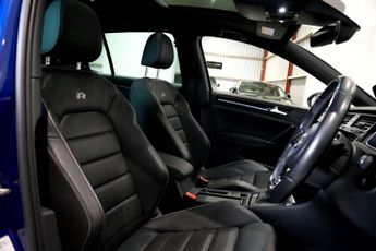 VOLKSWAGEN GOLF 2.0 TSI R Hatchback 5dr Petrol DSG 4Motion Euro 6 (s/s) (300 ps)