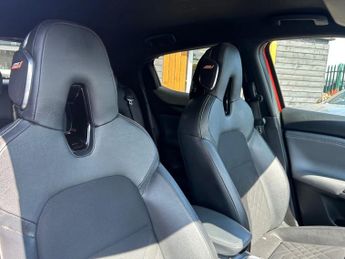 NISSAN JUKE 1.0 DIG-T Tekna SUV 5dr Petrol DCT Auto Euro 6 (s/s) (114 ps)
