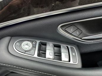 MERCEDES-BENZ S CLASS 3.0 S560Le V6 EQ Power AMG Line (Executive, Premium Plus) Saloon