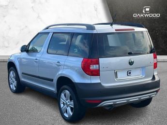 SKODA YETI 2.0 TDI SE SUV 5dr Diesel DSG 4WD (140 ps)