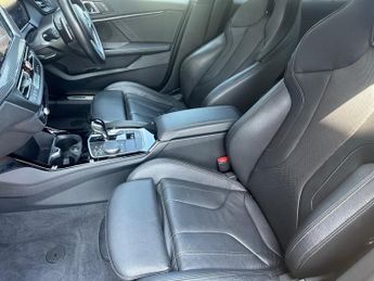 BMW 1 SERIES 2.0 M135i Hatchback 5dr Petrol Auto xDrive Euro 6 (s/s) (306 ps)