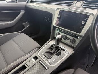 VOLKSWAGEN PASSAT 2.0 TDI Alltrack Estate 5dr Diesel DSG 4Motion Euro 6 (s/s) (190