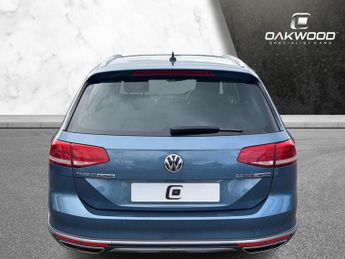 VOLKSWAGEN PASSAT 2.0 TDI Alltrack Estate 5dr Diesel DSG 4Motion Euro 6 (s/s) (190