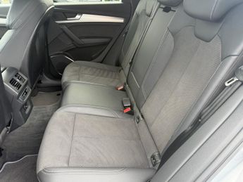 AUDI Q5 2.0 TFSI 45 S line SUV 5dr Petrol S Tronic quattro Euro 6 (s/s) 