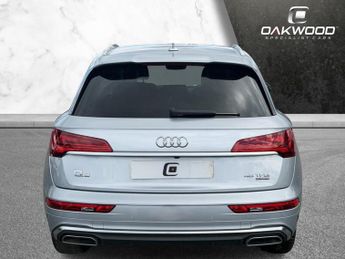 AUDI Q5 2.0 TFSI 45 S line SUV 5dr Petrol S Tronic quattro Euro 6 (s/s) 