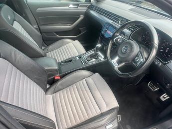 VOLKSWAGEN PASSAT 2.0 TDI R-Line Estate 5dr Diesel DSG Euro 6 (s/s) (150 ps)