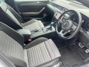 VOLKSWAGEN PASSAT 2.0 TSI R-Line Estate 5dr Petrol DSG Euro 6 (s/s) (220 ps)