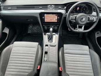 VOLKSWAGEN PASSAT 2.0 TSI R-Line Estate 5dr Petrol DSG Euro 6 (s/s) (220 ps)
