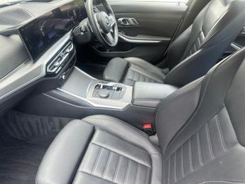 BMW 3 SERIES 2.0 320d MHT M Sport Touring 5dr Diesel Hybrid Auto Euro 6 (s/s)