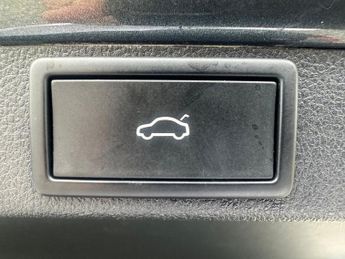 SKODA OCTAVIA 1.4 TSI iV 13kWh vRS Estate 5dr Petrol Plug-in Hybrid DSG Euro 6