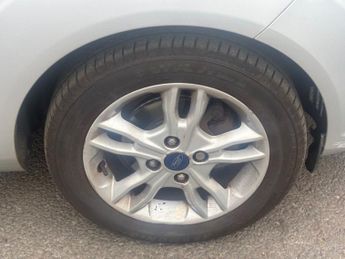 FORD FIESTA 1.0T EcoBoost Zetec Hatchback 5dr Petrol Manual Euro 6 (s/s) (10