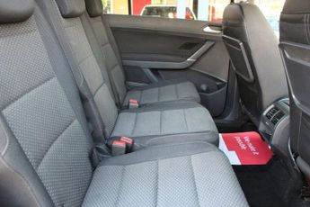 VOLKSWAGEN TOURAN 1.6 TDI SE MPV 5dr Diesel DSG Euro 6 (s/s) (115 ps)