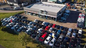 VOLKSWAGEN TOURAN 1.6 TDI SE MPV 5dr Diesel DSG Euro 6 (s/s) (115 ps)