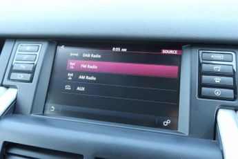 LAND ROVER DISCOVERY SPORT 2.0 TD4 SE Tech SUV 5dr Diesel Auto 4WD Euro 6 (s/s) (180 ps)