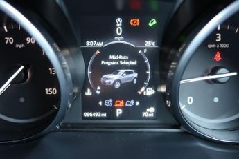 LAND ROVER DISCOVERY SPORT 2.0 TD4 SE Tech SUV 5dr Diesel Auto 4WD Euro 6 (s/s) (180 ps)