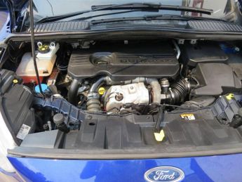 FORD GRAND C-MAX 1.5 TDCi Zetec MPV 5dr Diesel Powershift Euro 6 (s/s) (120 ps)