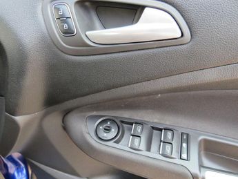 FORD GRAND C-MAX 1.5 TDCi Zetec MPV 5dr Diesel Powershift Euro 6 (s/s) (120 ps)