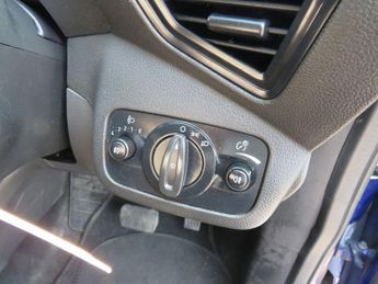 FORD GRAND C-MAX 1.5 TDCi Zetec MPV 5dr Diesel Powershift Euro 6 (s/s) (120 ps)