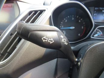 FORD GRAND C-MAX 1.5 TDCi Zetec MPV 5dr Diesel Powershift Euro 6 (s/s) (120 ps)