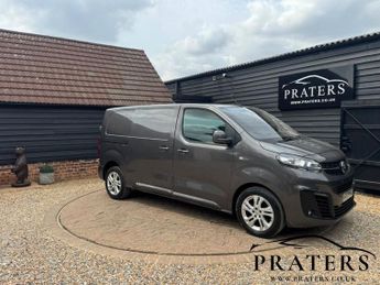 Vauxhall Vivaro 2.0 Turbo D 3100 Elite Panel Van 5dr Diesel Auto L1 H1 Euro 6 (s