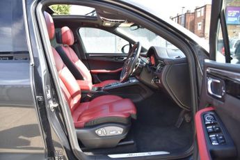 PORSCHE MACAN 3.0T V6 S SUV 5dr Petrol PDK 4WD Euro 6 (s/s) (354 ps)