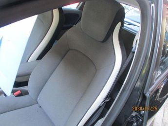 RENAULT ZOE 22kWh Dynamique Intens Hatchback 5dr Electric Auto (Battery Leas