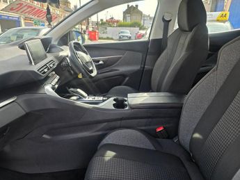 PEUGEOT 3008 1.2 PureTech Active SUV 5dr Petrol EAT Euro 6 (s/s) (130 ps)