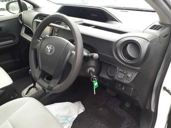 TOYOTA AQUA 1.5 Hybrid Petrol Automatic JDM IMPORT Hatchback White 5dr