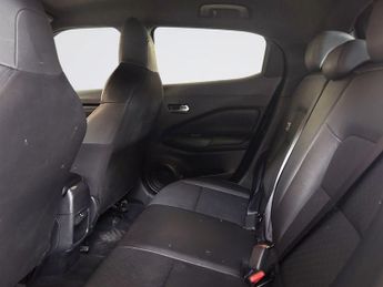 NISSAN JUKE 1.0 DIG-T N-Connecta SUV 5dr Petrol DCT Auto Euro 6 (s/s) (114 p