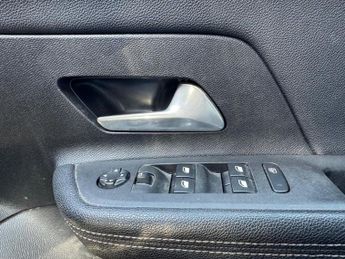 VAUXHALL MOKKA ELECTRIC 50kWh GS SUV 5dr Electric Auto (136 ps)