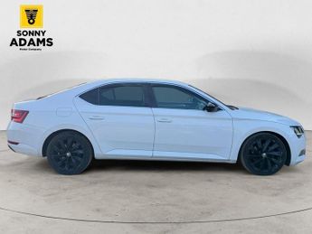 SKODA SUPERB 2.0 TDI SE L Executive Hatchback 5dr Diesel Manual Euro 6 (s/s) 