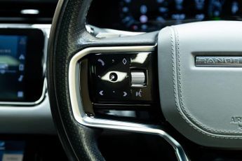 LAND ROVER RANGE ROVER EVOQUE 1.5 P300e 12.2kWh Autobiography SUV 5dr Petrol Plug-in Hybrid Au