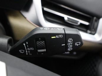BMW 2 SERIES ACTIVE TOURER 1.5 225xe 16.3kWh Luxury MPV 5dr Petrol Plug-in Hybrid DCT 4WD E