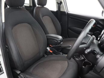 MINI HATCH 1.5 Cooper Classic Hatchback 5dr Petrol Manual Euro 6 (s/s) (136