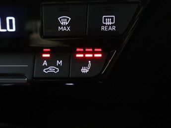 AUDI Q4 E-TRON 40 S line SUV 5dr Electric Auto 82kWh (204 ps)
