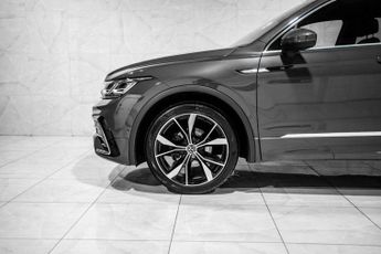 VOLKSWAGEN TIGUAN 1.5 TSI R-Line SUV 5dr Petrol DSG Euro 6 (s/s) (150 ps)
