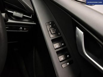 KIA NIRO 64.8kWh 3 SUV 5dr Electric Auto (201 bhp)